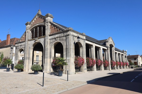 Dienville - Halle du marché