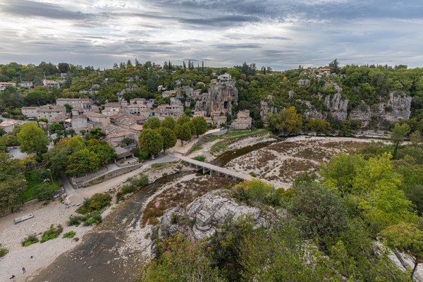 Le village de Labeaume, dans le département de l’Français de l’Ardèche