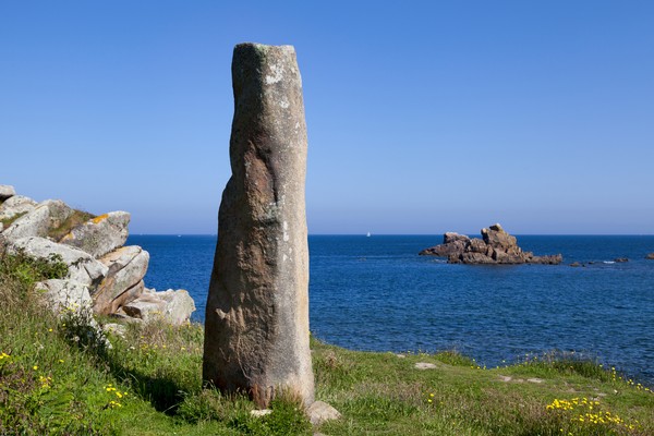 Menhir des Marsouins au cap primel