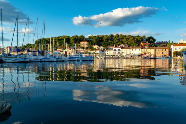 port de plaisance de Saint-Mandrier-sur-Mer, Provence, France