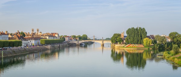 Vue panoramique de Chalon-sur-Saône, France