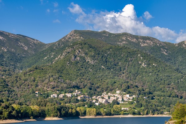 Village de Tolla