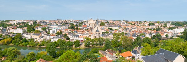 Panorama de l'été de Poitiers