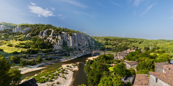 Photo principale de L'Ardeche Au Pont De Balazuc