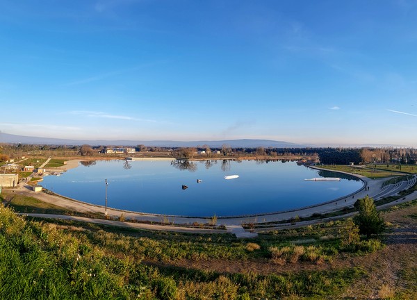 Photo principale de Lac De Monteux