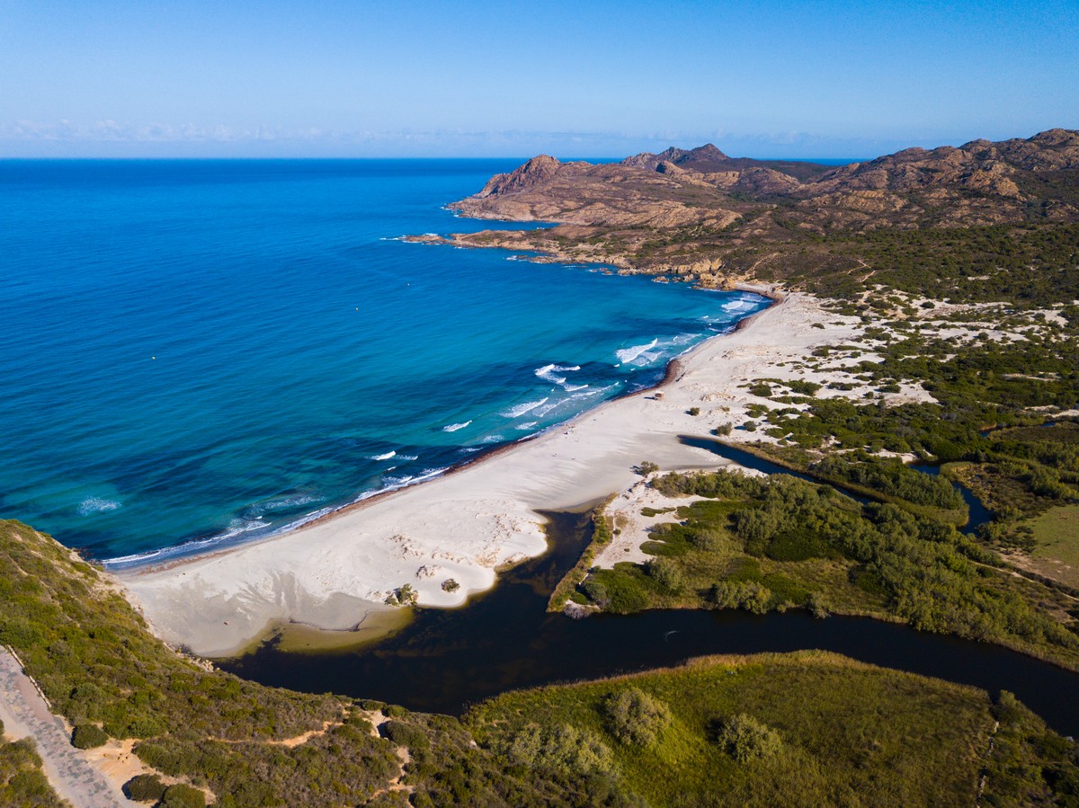 Belle plage en Corse, plage de l’Ostriconi